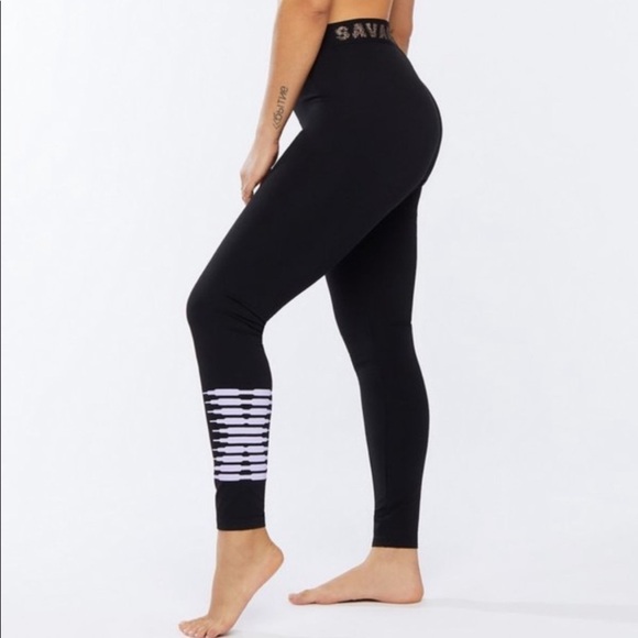 Savage X Fenty Black Leggings EUC Large - Picture 2 of 12